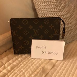 Louis Vuitton Toiletry 19 Pouch